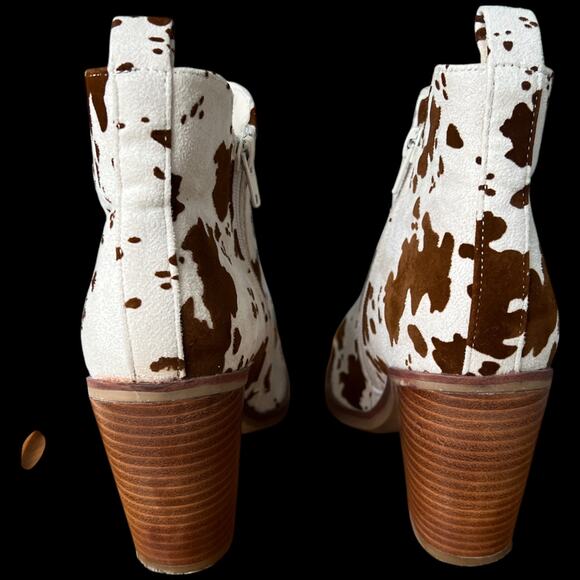 MIA Women's Size 6.5 Ivory Brown Cow Print Ankle Boots Heeled Western Boots - Picture 4 of 14